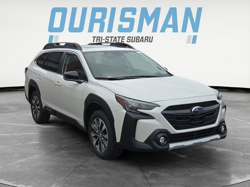 Used 2025 Subaru Outback Limited image 1