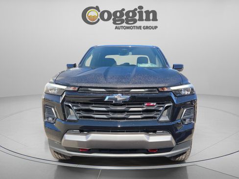 Used 2024 Chevrolet Colorado Z71 AWD/4WD image 9
