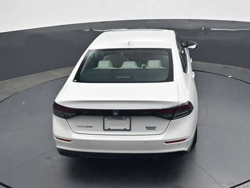 Certified 2024 Honda Accord Touring image 23