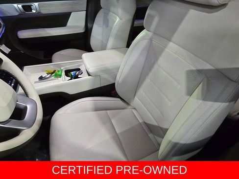 Used 2025 Hyundai Santa Fe Calligraphy image 17