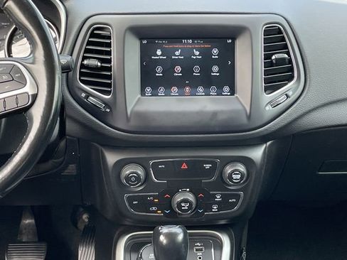 Used 2021 Jeep Compass Latitude w/ Convenience Group AWD/4WD image 16