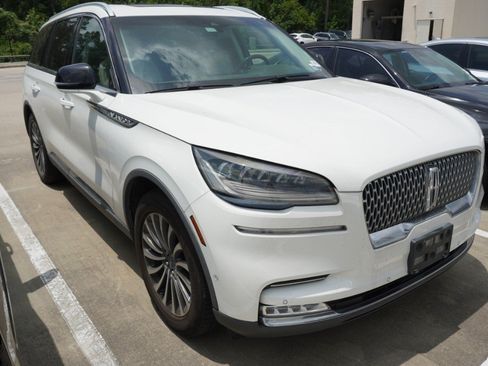 Used 2021 Lincoln Aviator Reserve w/ Equipment Group 201A RWD image 3