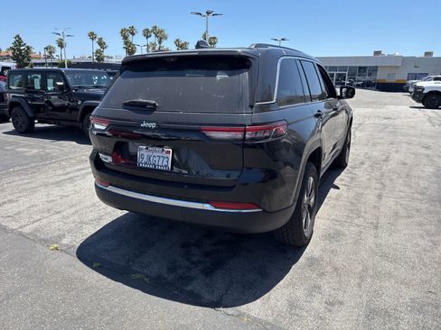 Used 2023 Jeep Grand Cherokee 4WD 4xe w/ Luxury Tech Group II image 15