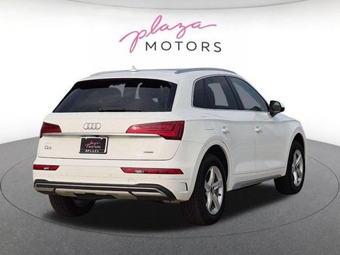 Used 2023 Audi Q5 Premium w/ Convenience Package AWD/4WD image 5
