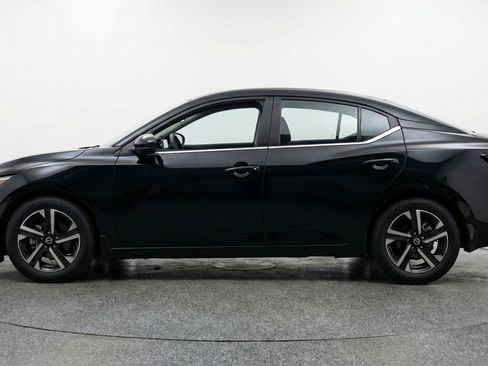 Used 2025 Nissan Sentra SV image 5