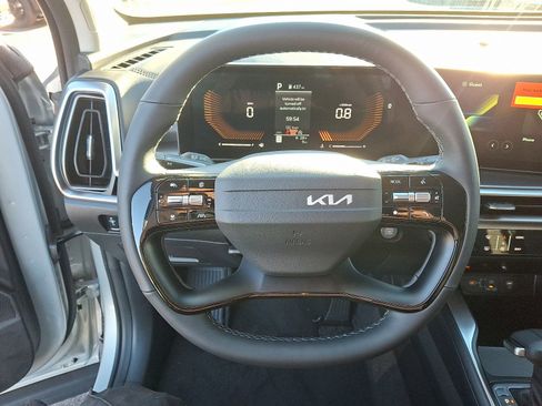New 2026 Kia Sorento LX FWD image 15