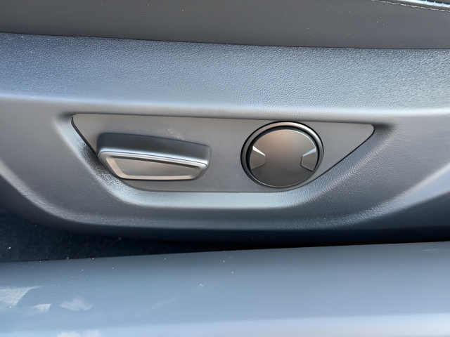 Used 2025 Ford Mustang Premium RWD image 20