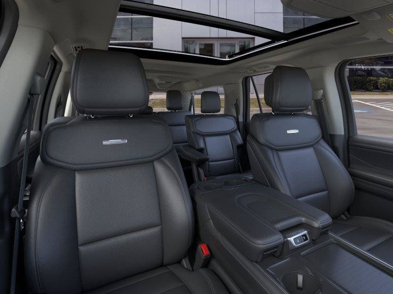 New 2026 Ford Expedition Max Platinum w/ Driver's Package AWD/4WD image 10