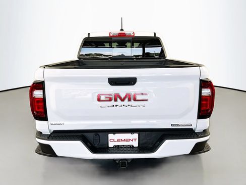 Used 2024 GMC Canyon Elevation w/ Convenience Package AWD/4WD image 8