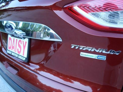 Used 2014 Ford Escape Titanium AWD/4WD image 10