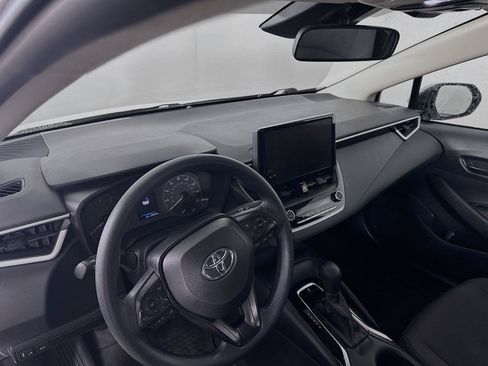 Used 2024 Toyota Corolla LE w/ LE Convenience Package FWD image 22