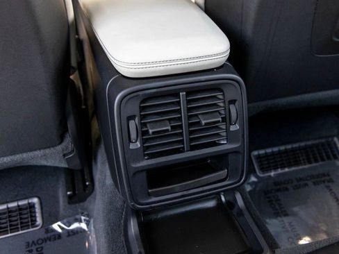 Certified 2022 Porsche Taycan 4 Cross Turismo image 57