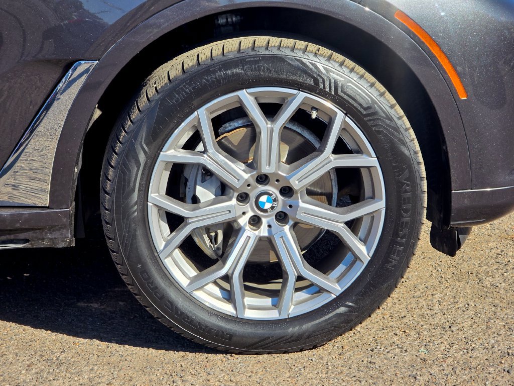 Used 2019 BMW X7 xDrive40i w/ Cold Weather Package AWD/4WD image 29