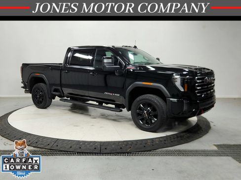 Used 2024 GMC Sierra 2500 AT4 w/ Max Trailering Package AWD/4WD image 1