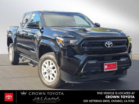 Certified 2024 Toyota Tacoma SR5 image 1