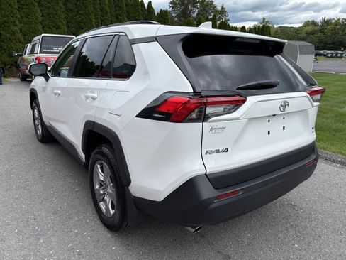 Used 2025 Toyota RAV4 XLE w/ Convenience Package AWD/4WD image 6