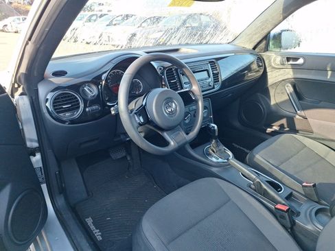 Used 2013 Volkswagen Beetle 2.5 image 6