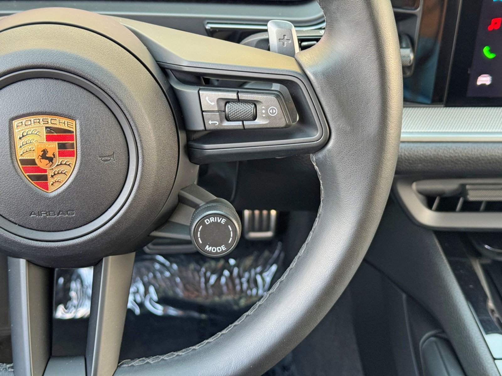 Used 2024 Porsche Cayenne S w/ Premium Package AWD/4WD image 24