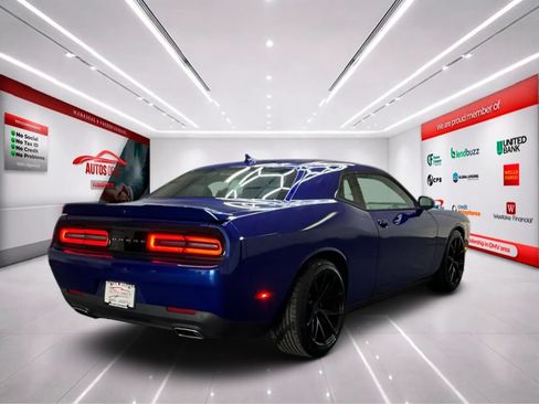Used 2022 Dodge Challenger GT w/ Plus Package RWD image 7