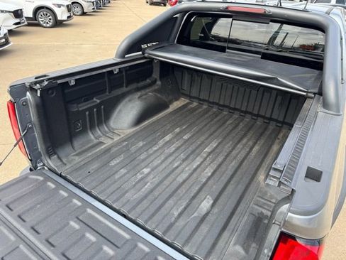 Used 2022 Chevrolet Colorado ZR2 w/ ZR2 Dusk Special Edition image 24