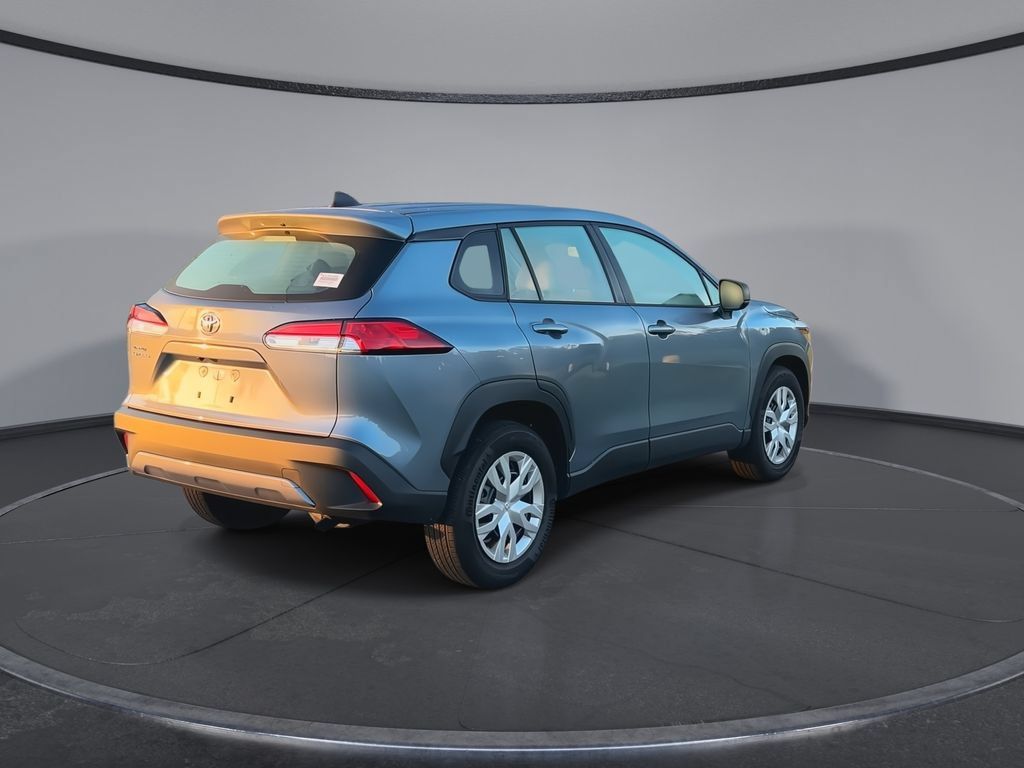 Certified 2025 Toyota Corolla Cross L FWD image 8