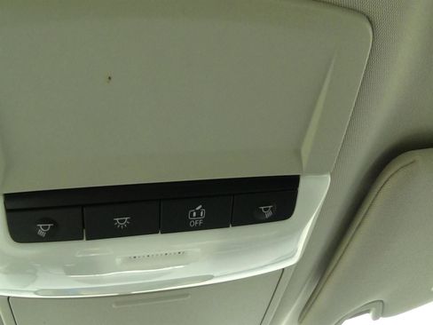 Used 2025 Nissan Altima 2.5 SV image 26