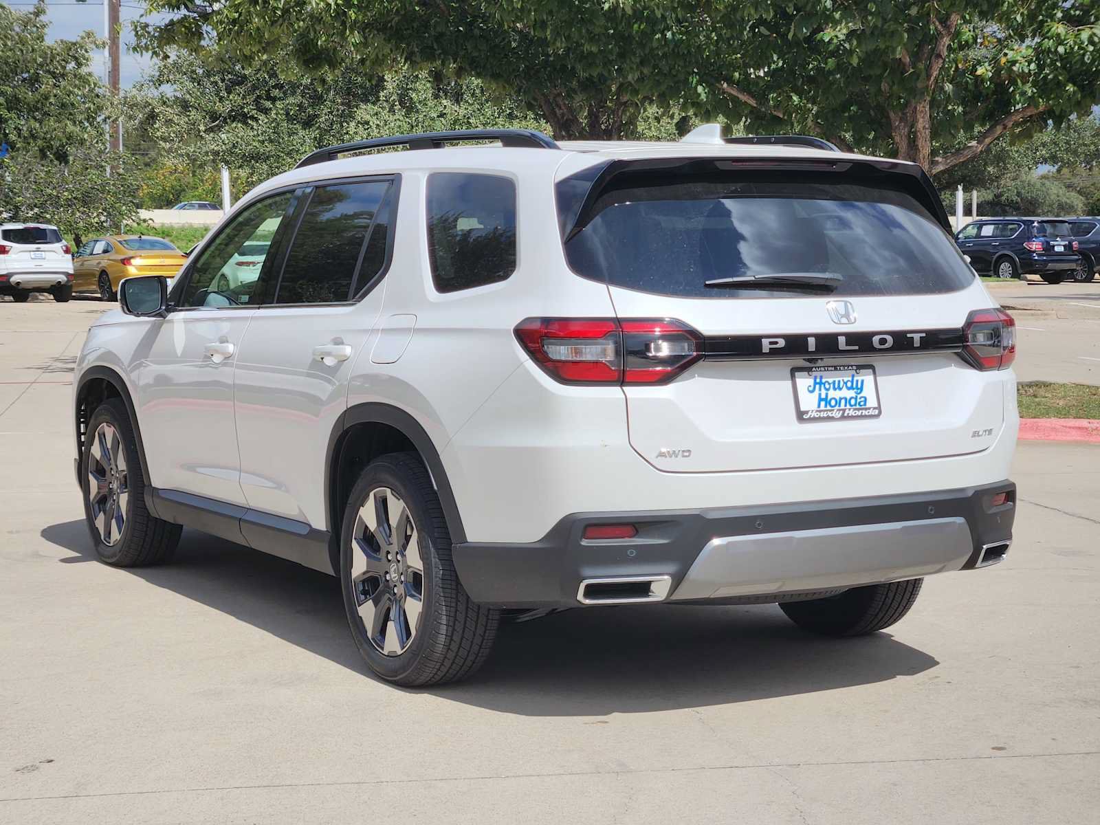 New 2026 Honda Pilot Elite image 4