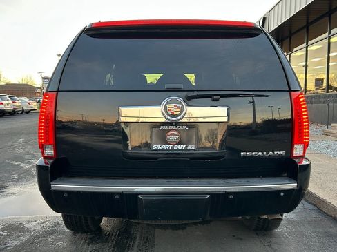 Used 2014 Cadillac Escalade Luxury image 7