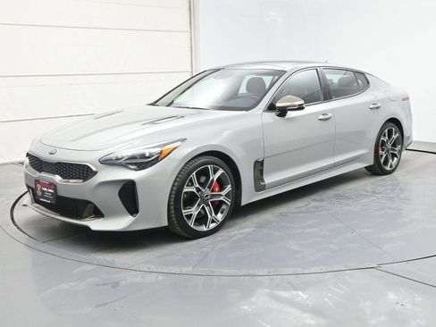 Used 2019 Kia Stinger GT1 image 1
