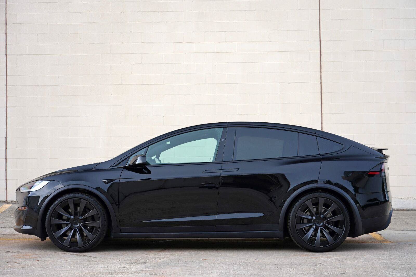 Used 2022 Tesla Model X AWD/4WD image 9