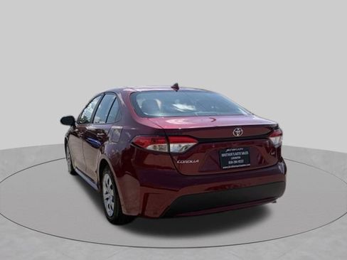 Used 2022 Toyota Corolla LE FWD image 4