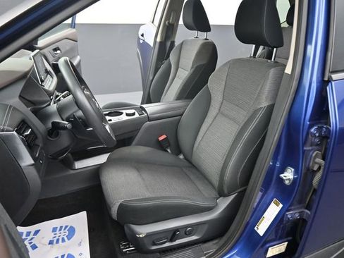 Used 2022 Nissan Rogue SV image 41