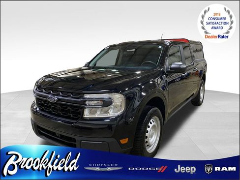 Used 2022 Ford Maverick XL image 3