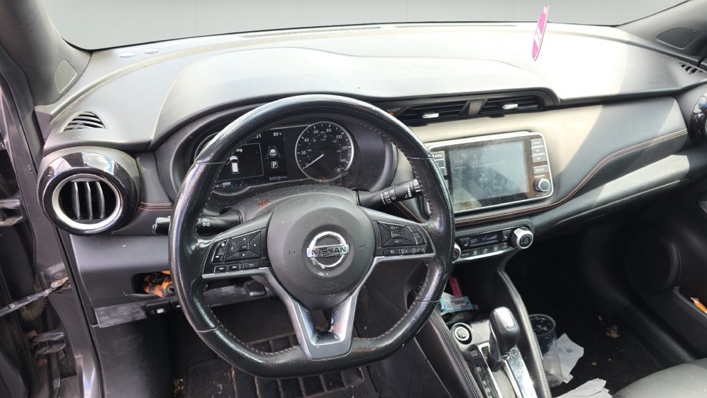 Used 2020 Nissan Kicks SR w/ SR Premium Package FWD image 16