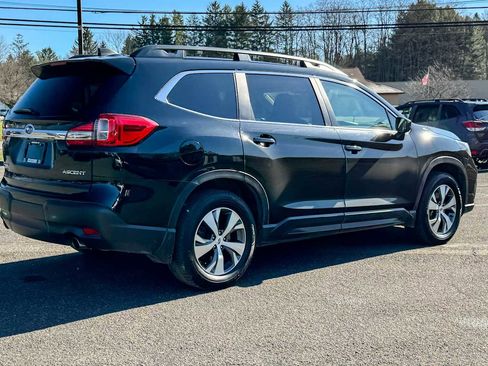 Certified 2022 Subaru Ascent Premium w/ Convenience Package image 3