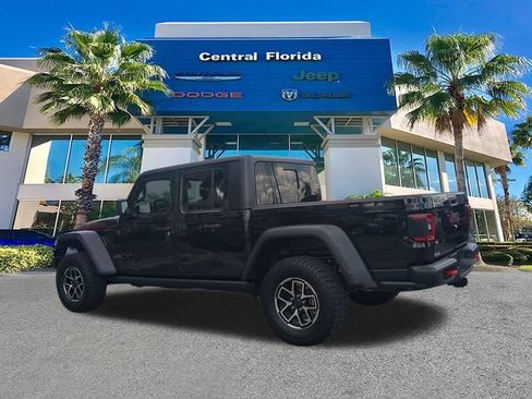 Certified 2025 Jeep Gladiator Rubicon AWD/4WD image 7