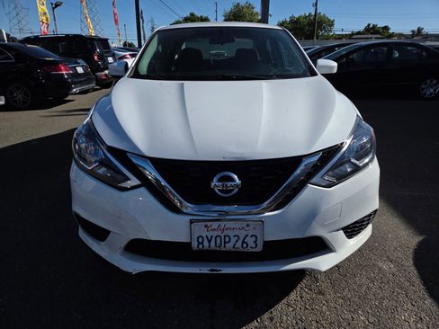 Used 2017 Nissan Sentra SV image 6