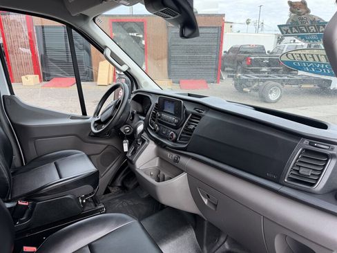 Used 2025 Ford Transit 250 148 High Roof Extended AWD image 18