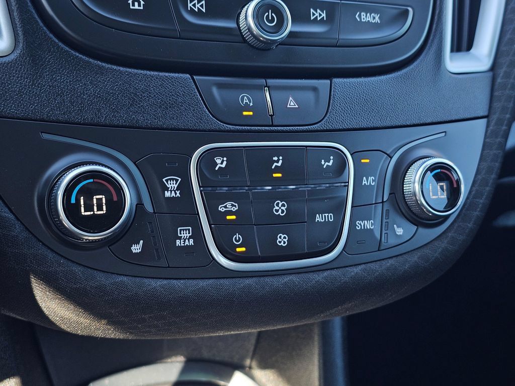 Used 2024 Chevrolet Malibu LT w/ Sport Edition FWD image 30