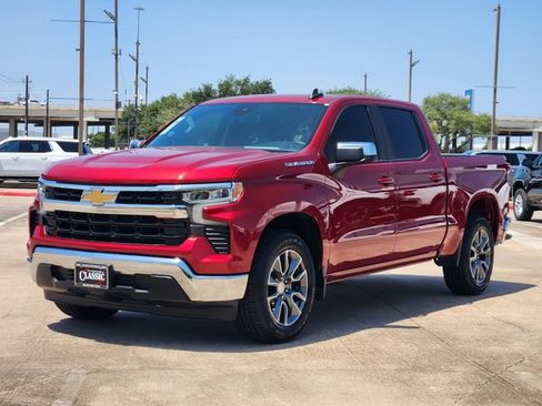 Used 2023 Chevrolet Silverado 1500 LT RWD image 3