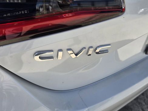 Certified 2024 Honda Civic EX-L image 13