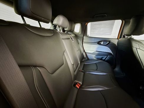 New 2026 Jeep Compass Limited image 24