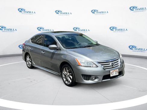 Used 2013 Nissan Sentra SR w/ Premium Pkg FWD image 7