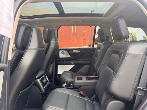 Used 2022 Lincoln Aviator Reserve w/ Equipment Group 201A AWD/4WD image 35