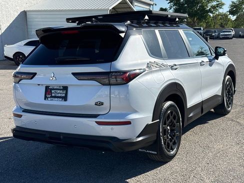 New 2026 Mitsubishi Outlander AWD image 5