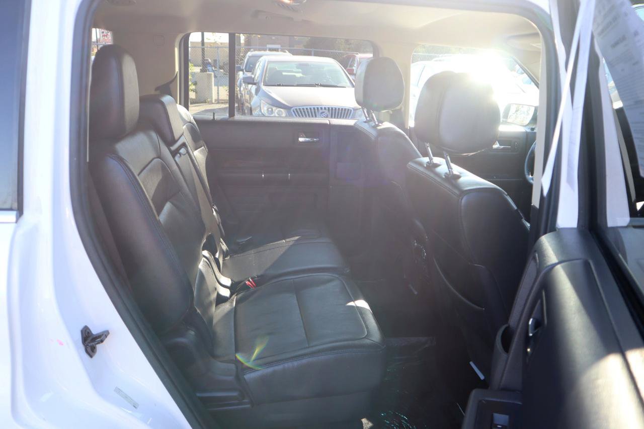 Used 2014 Ford Flex Limited FWD image 13