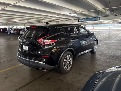 Used 2017 Nissan Murano S AWD/4WD image 3