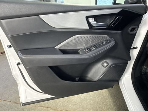 Used 2024 Acura MDX SH-AWD w/ Technology Package image 20