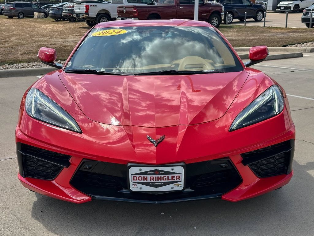 Used 2024 Chevrolet Corvette Stingray Premium Cpe w/ 3LT RWD image 8