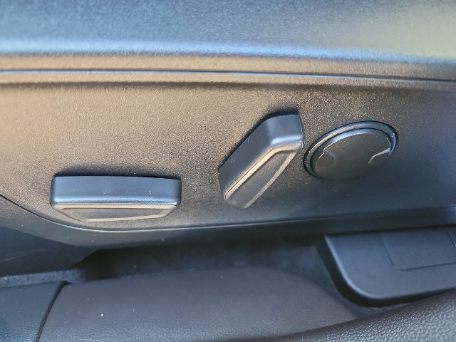 Certified 2023 Ford Escape Active AWD/4WD image 11